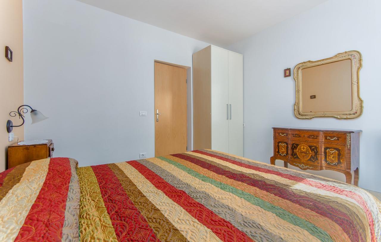 Apartment Riva Porec Exterior photo