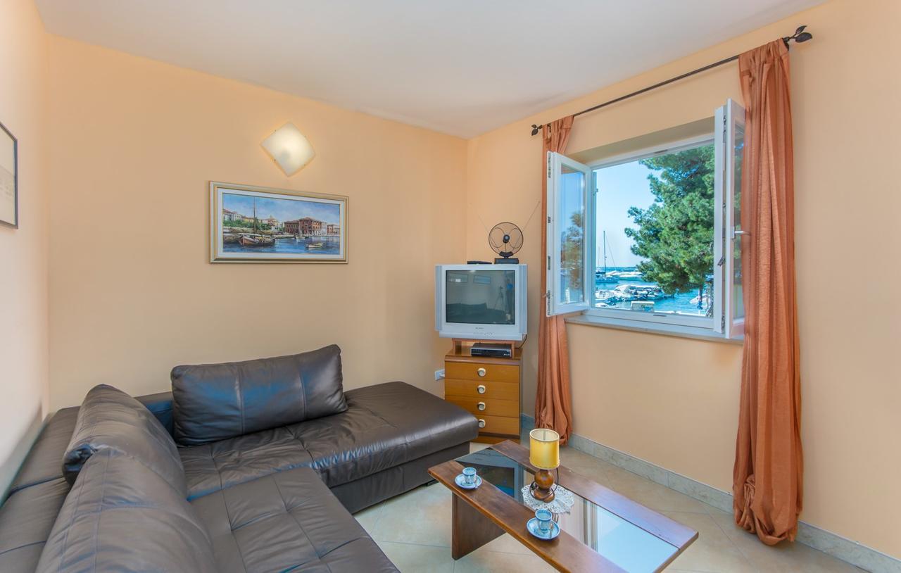 Apartment Riva Porec Exterior photo